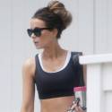 Kate Beckinsale's Abs Are INSANE!